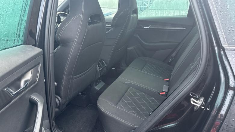 Skoda Karoq 1.5 TSI Sport Line 5dr DSG Petrol Estate